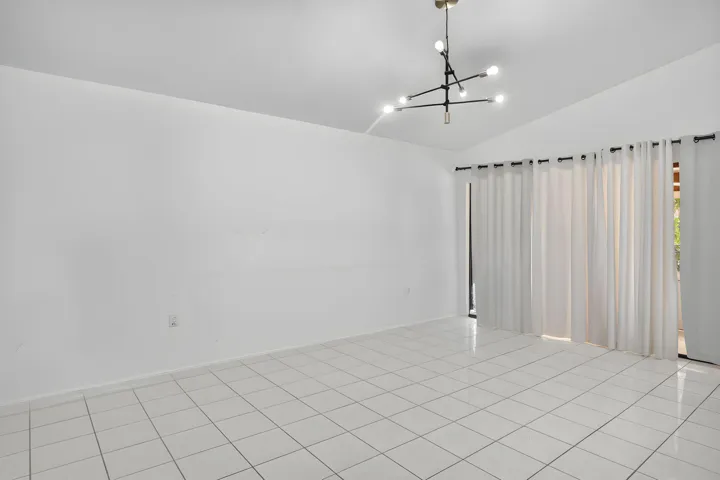 12-web-or-mls-7690 (3)