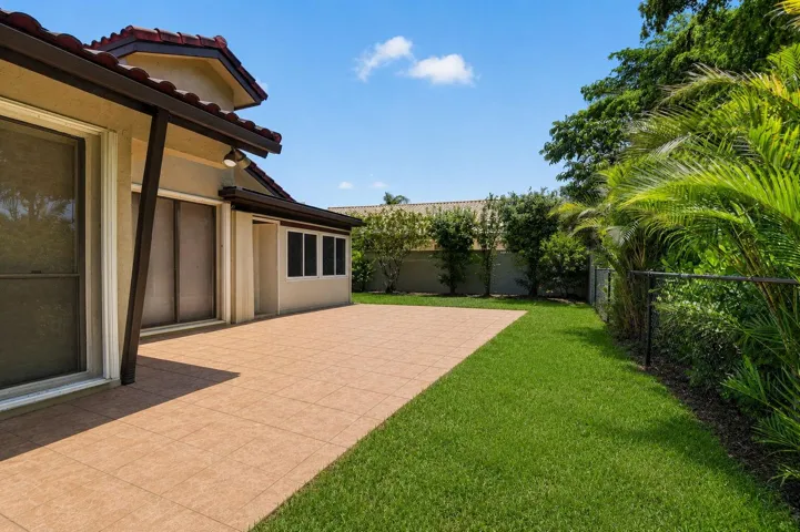 28-web-or-mls-7690 (1)