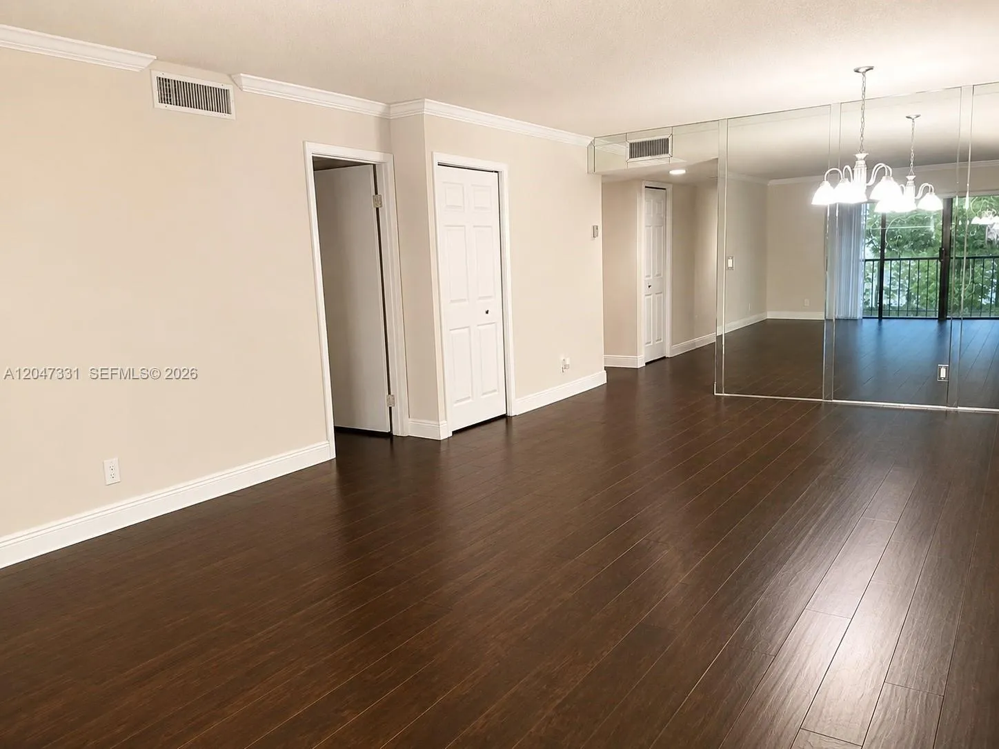 Dining area on the right.