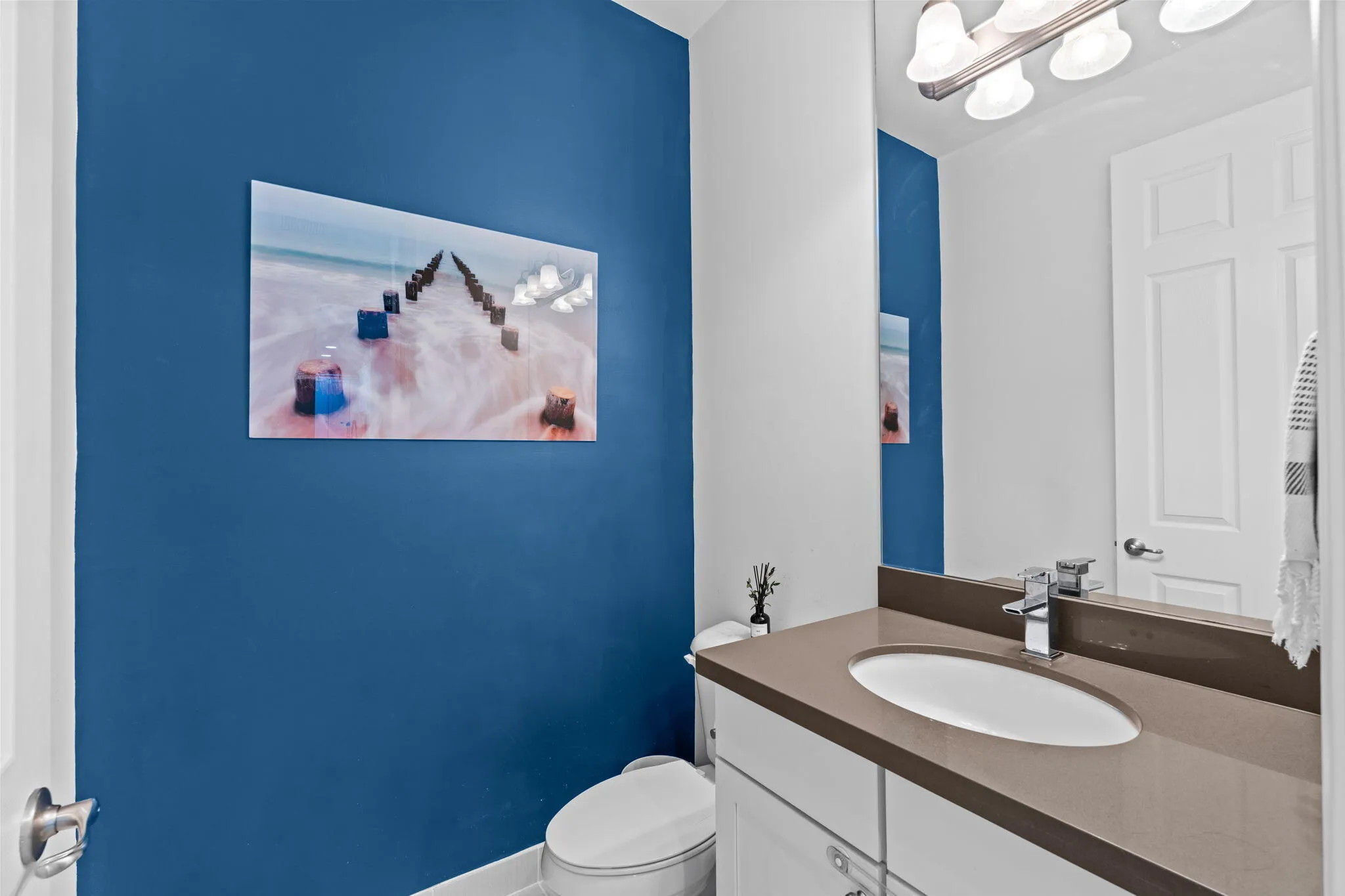 21-web-or-mls-A7400727