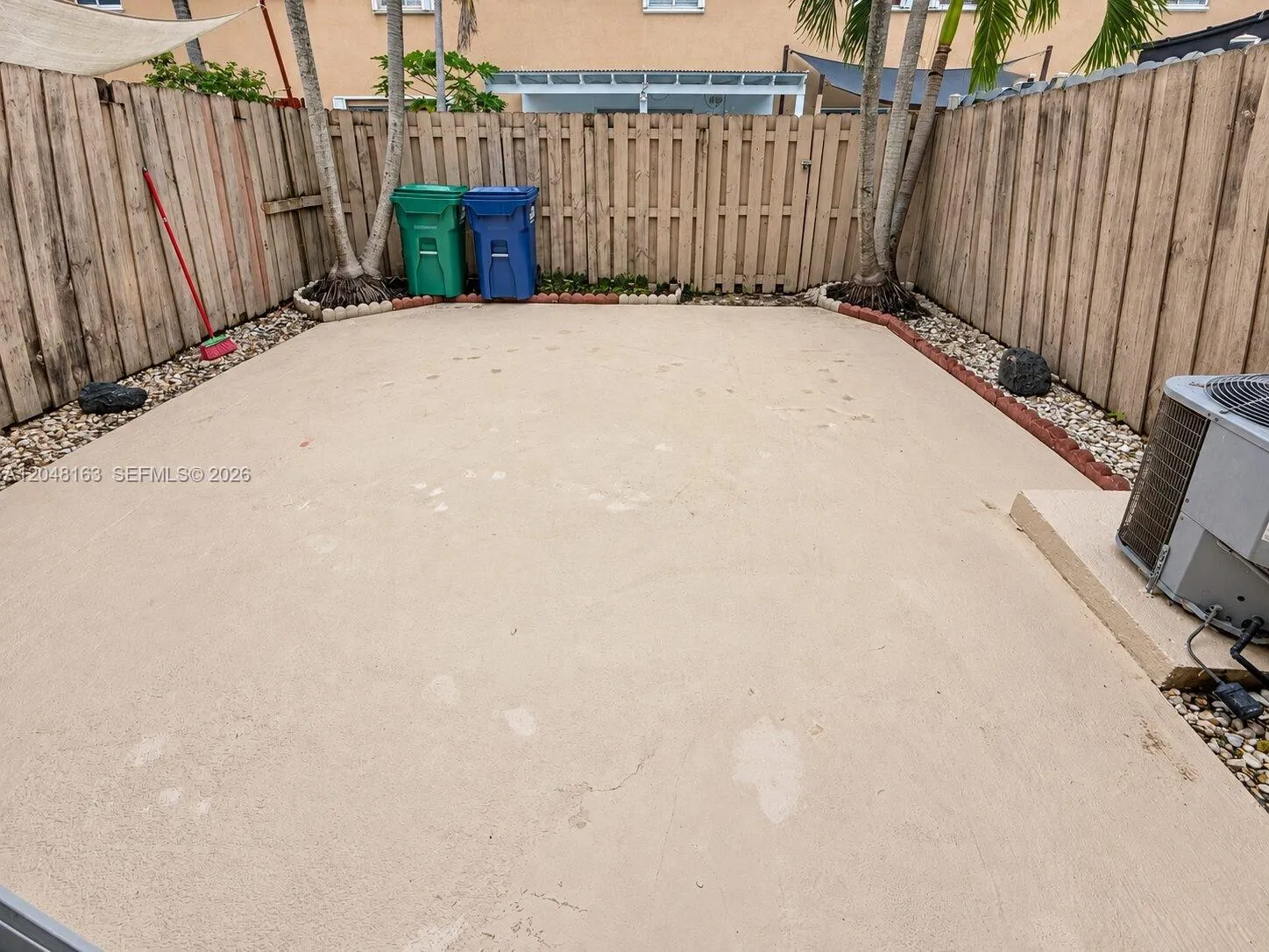 Property photo 38