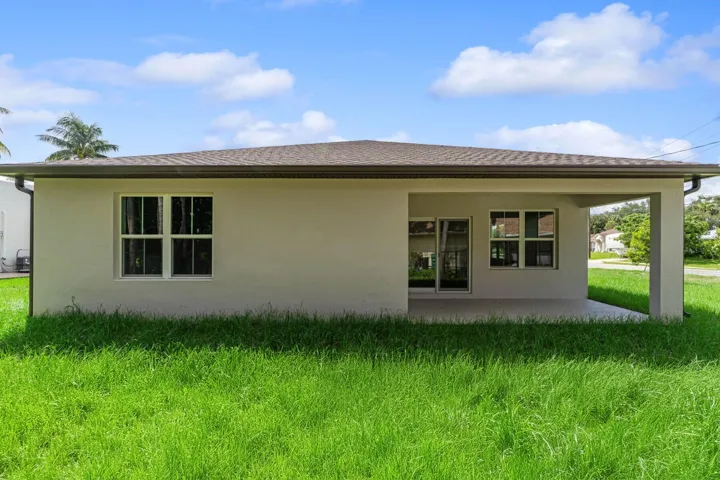(Some or all of photography is of model or similar home and/or renderings and not necessarily indicative of available home).