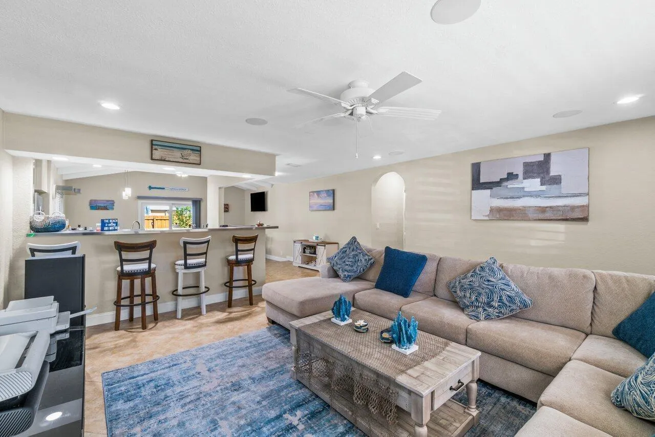 007-1315FulmarDrive-DelrayBeach-FL-33444