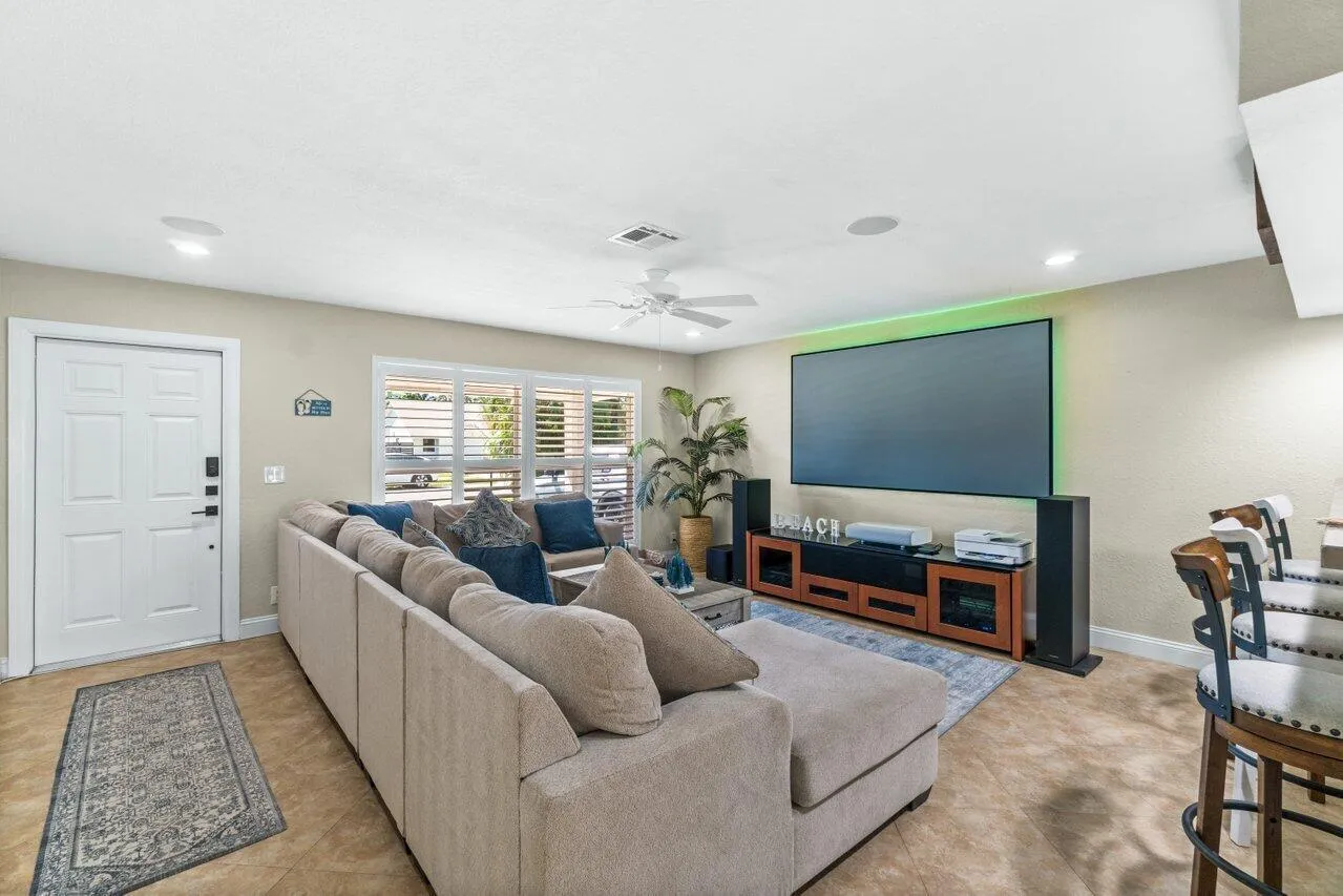 006-1315FulmarDrive-DelrayBeach-FL-33444