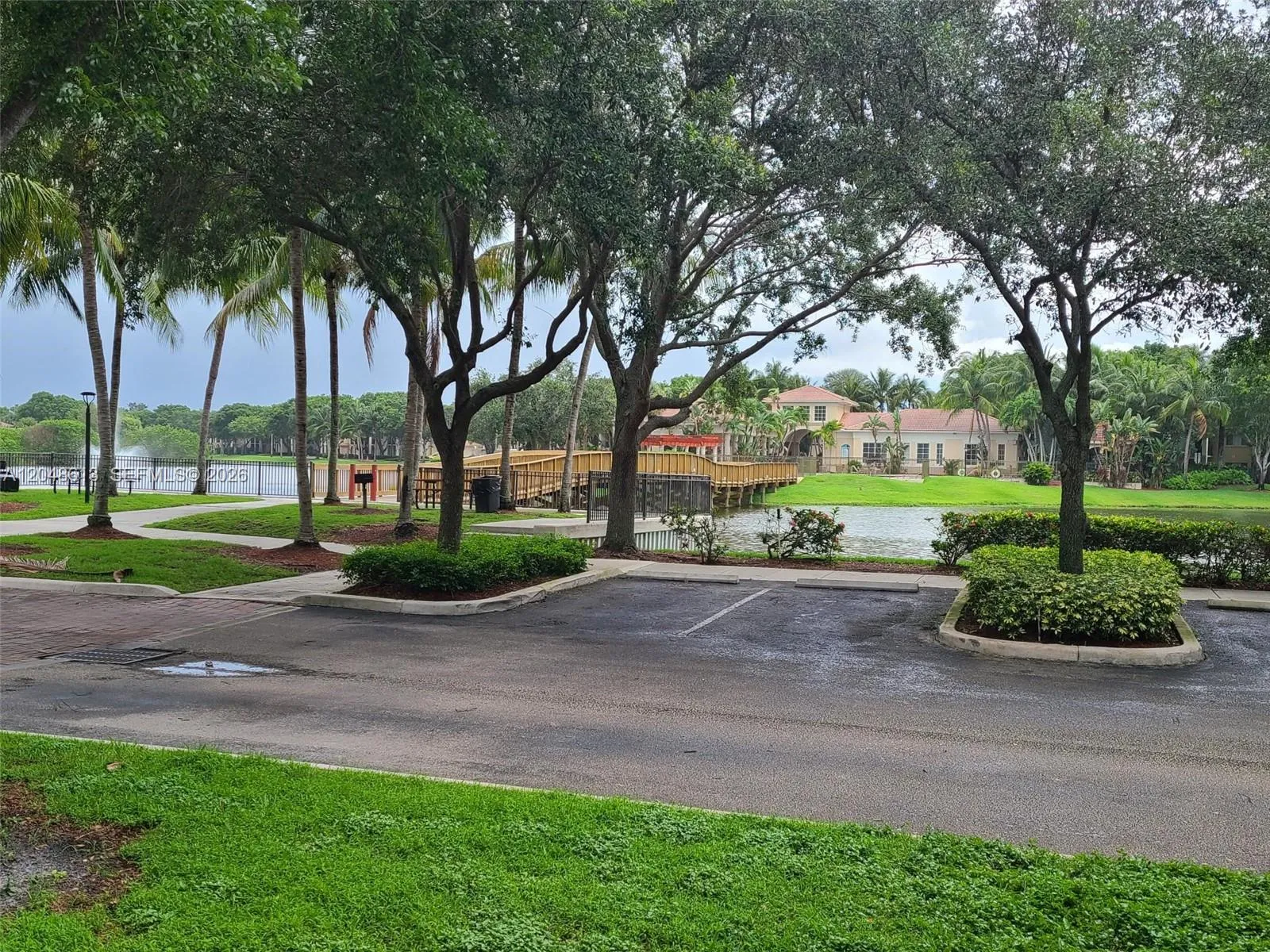 Grilling Area & Lake