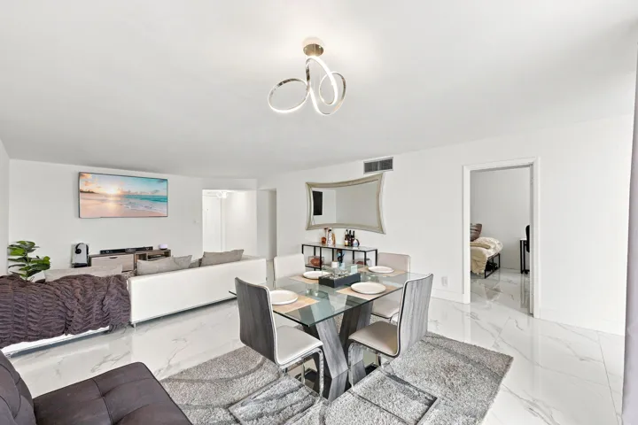 12_1000_s_ocean_blvd_pompano_beach_fl_33