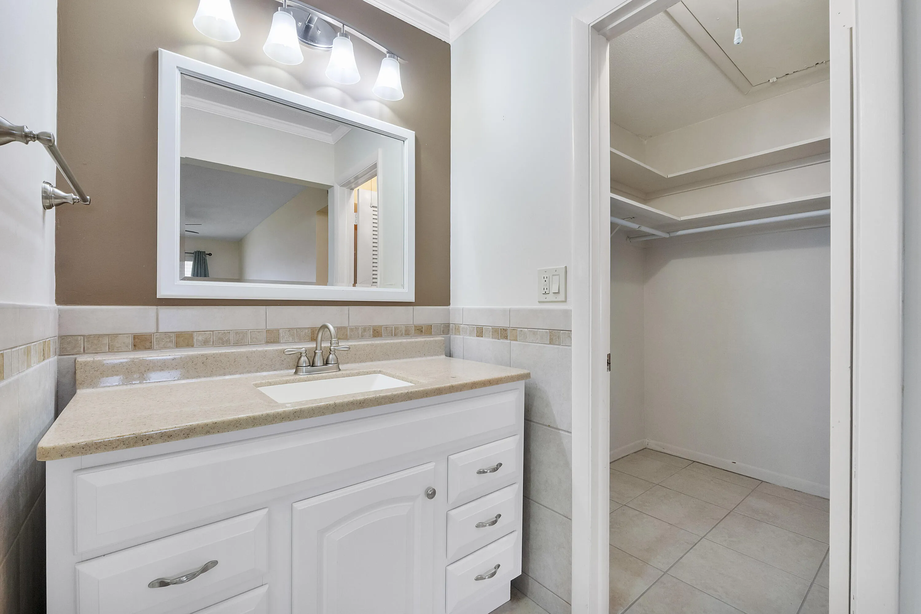 212 W High Point Terr unit A_022