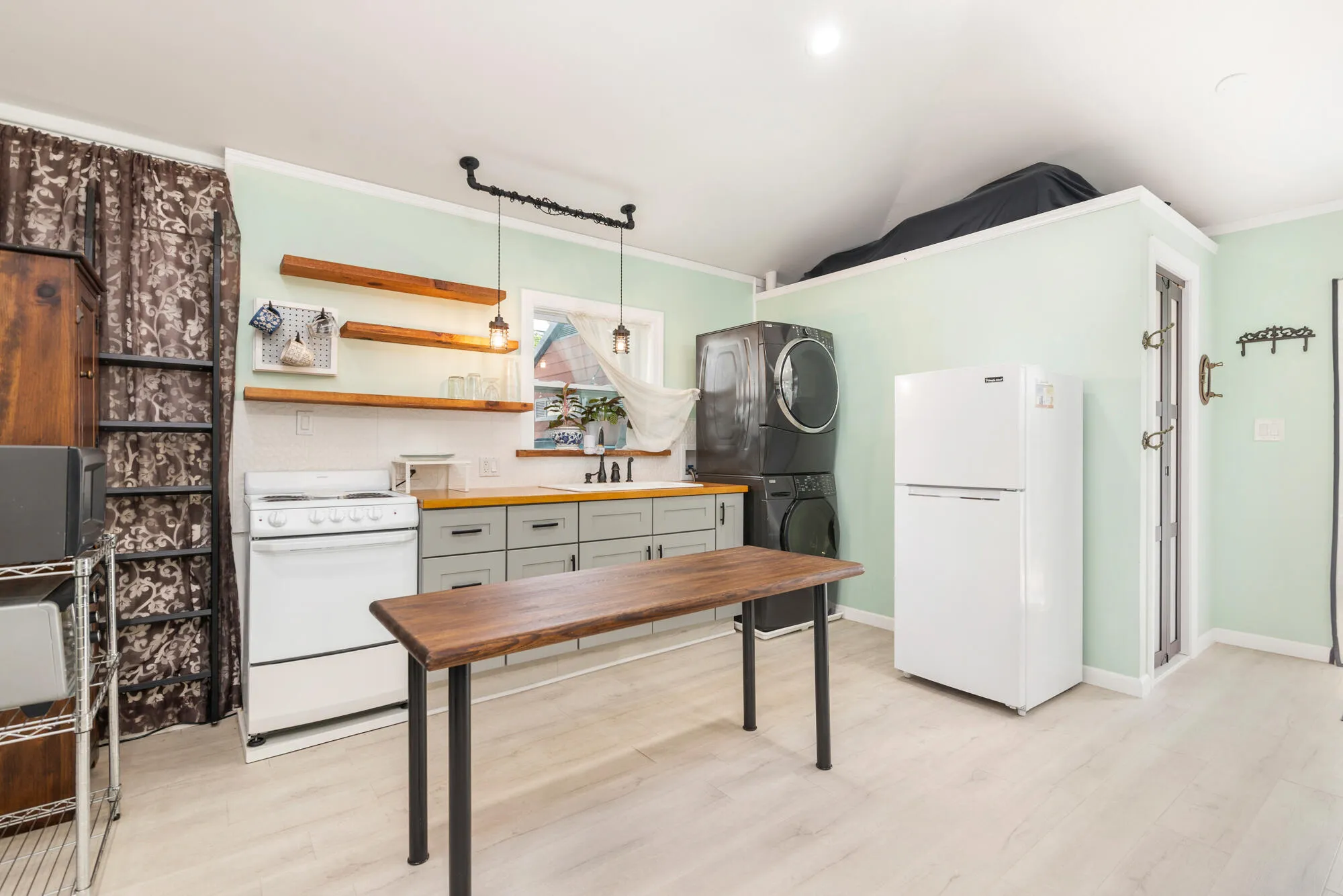 Cottage Kitchen