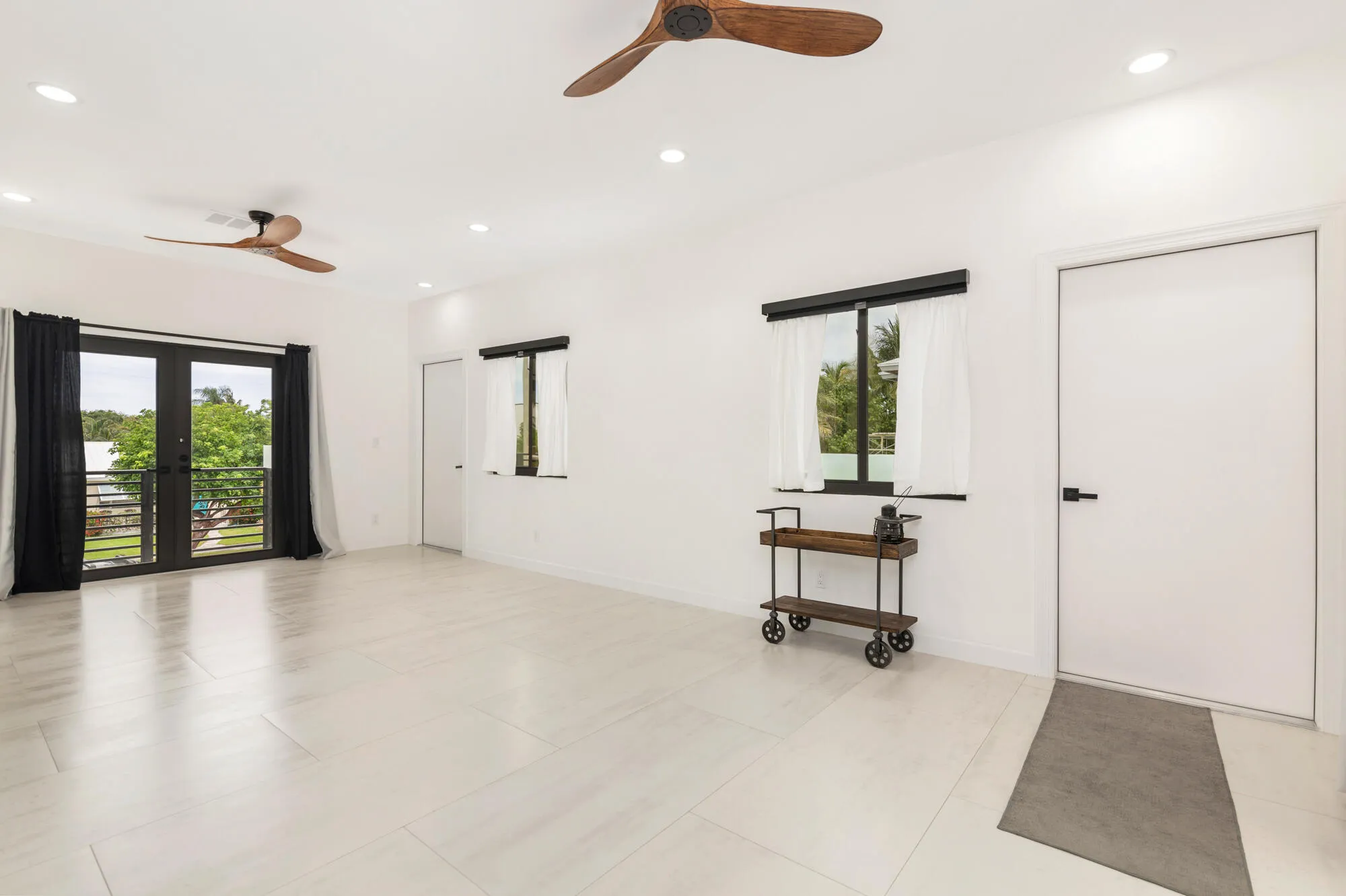 Upstairs Primary Bedroom