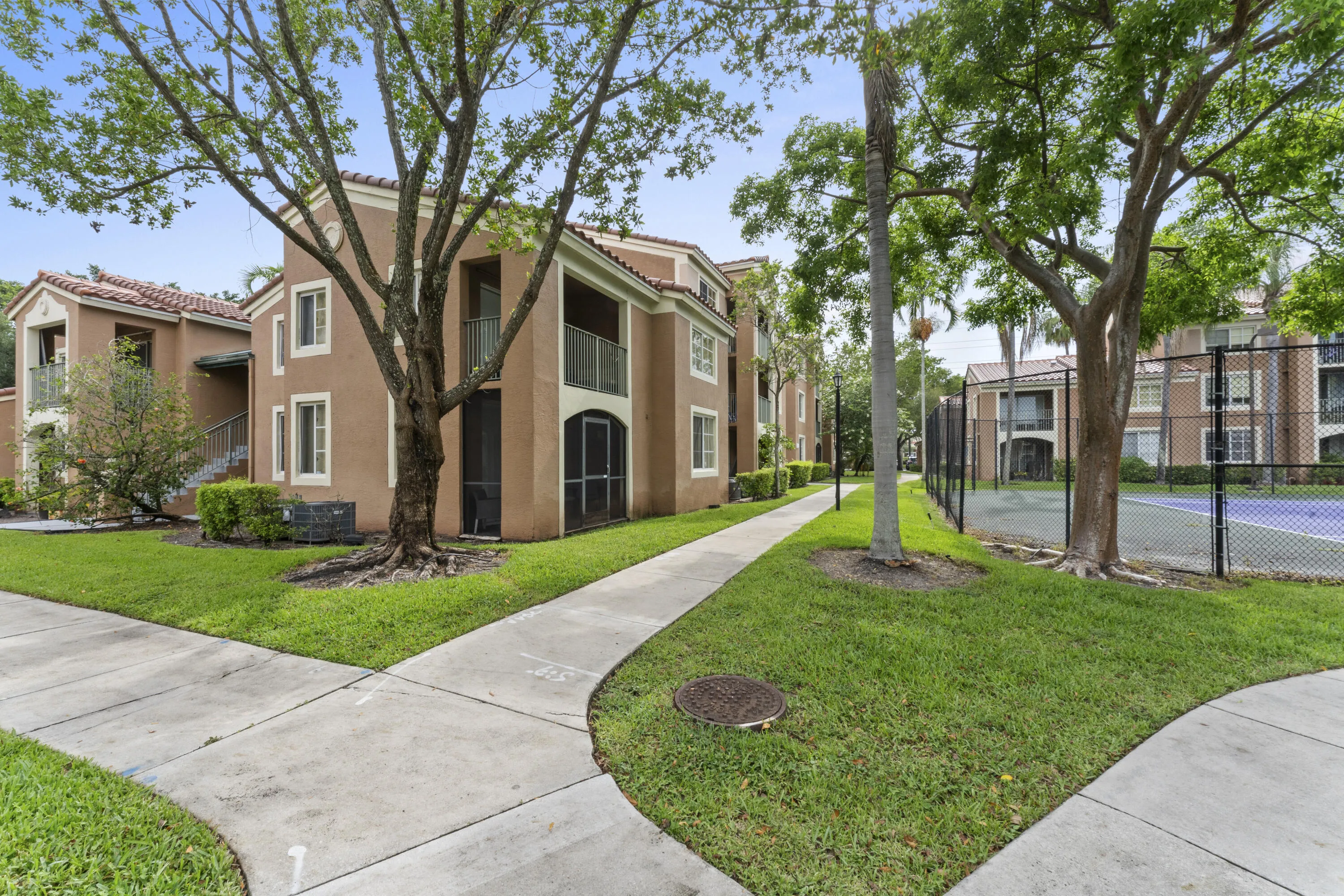 4812 N State Road 7 #205-41