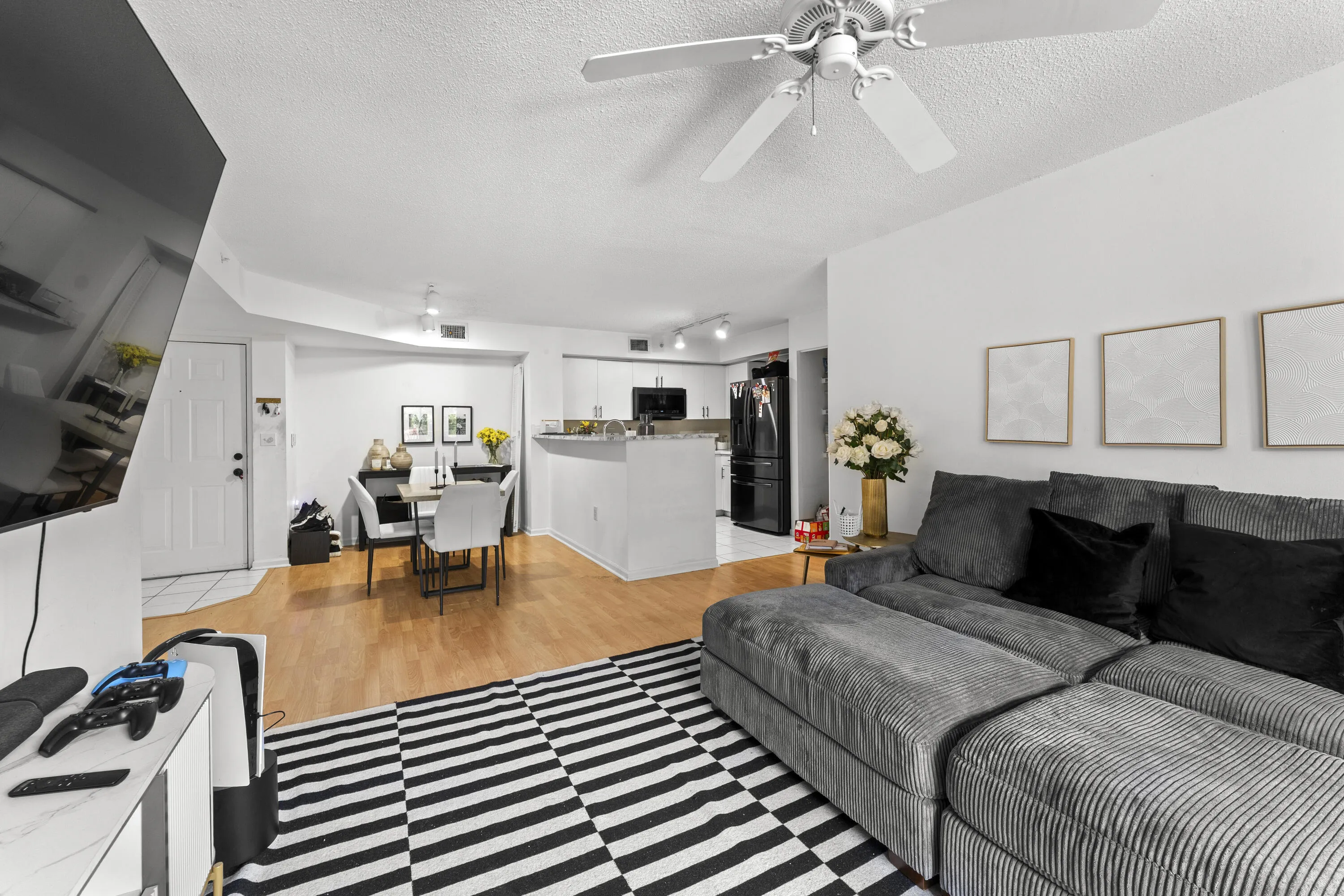 4812 N State Road 7 #205-7