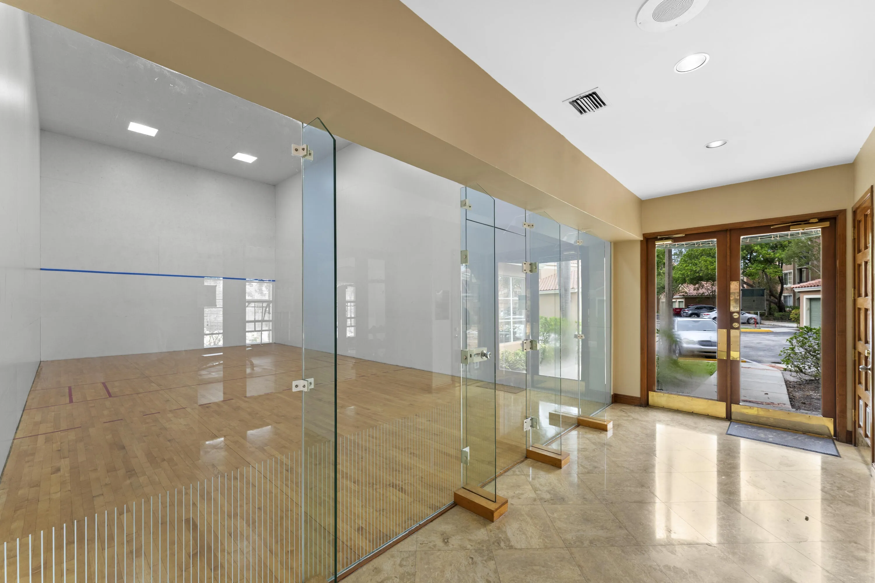 4812 N State Road 7 #205-33