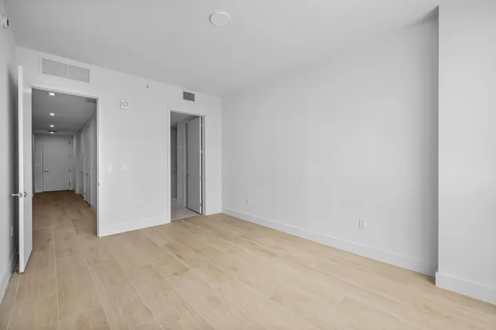 Ensuite Bedroom #2