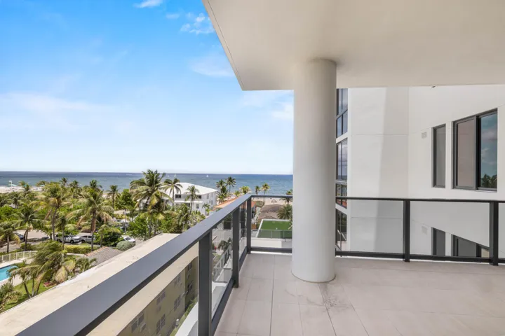 Expansive Outdoor Terrace