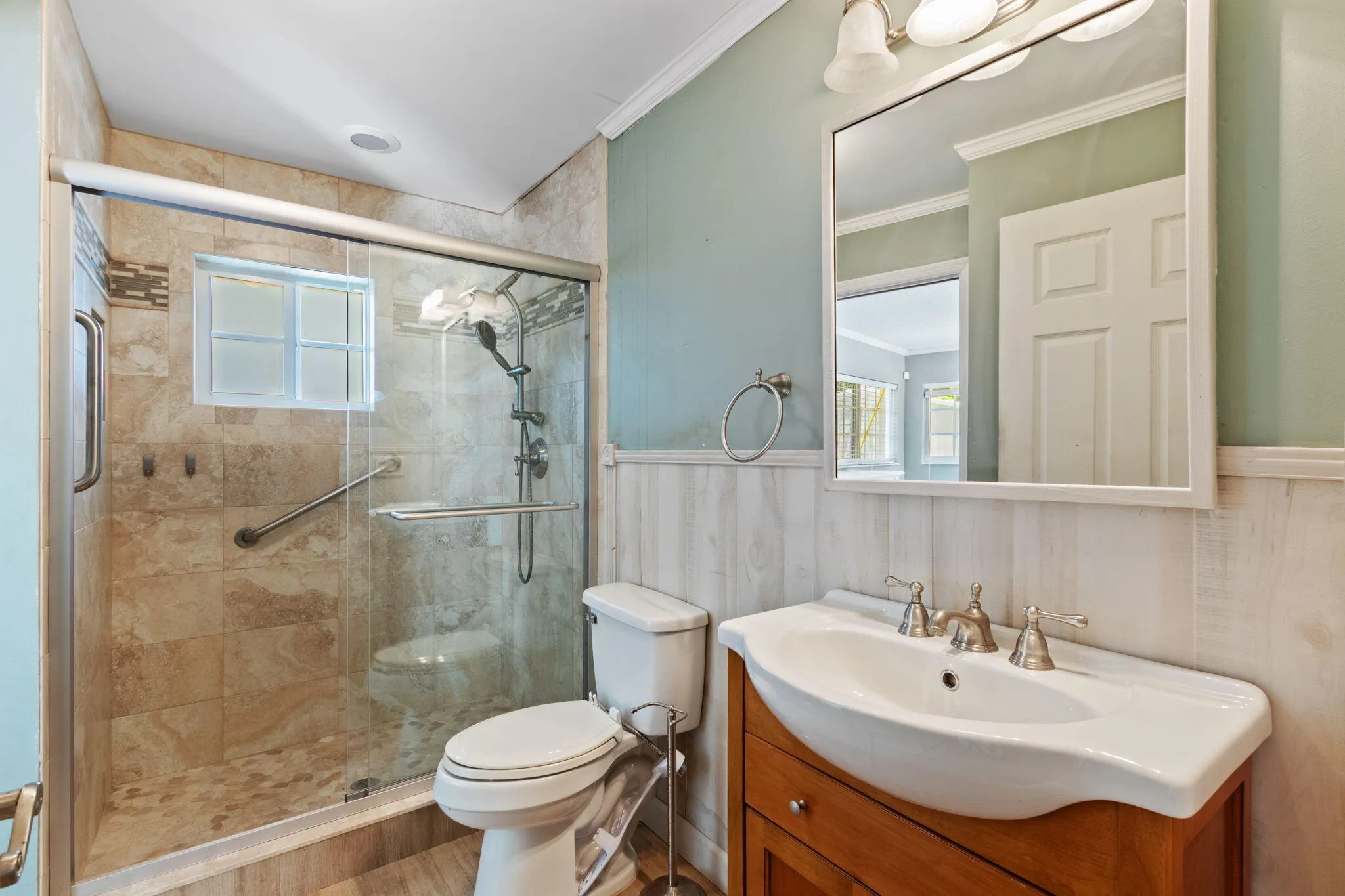 15-web-or-mls-349-sw-14th-ct