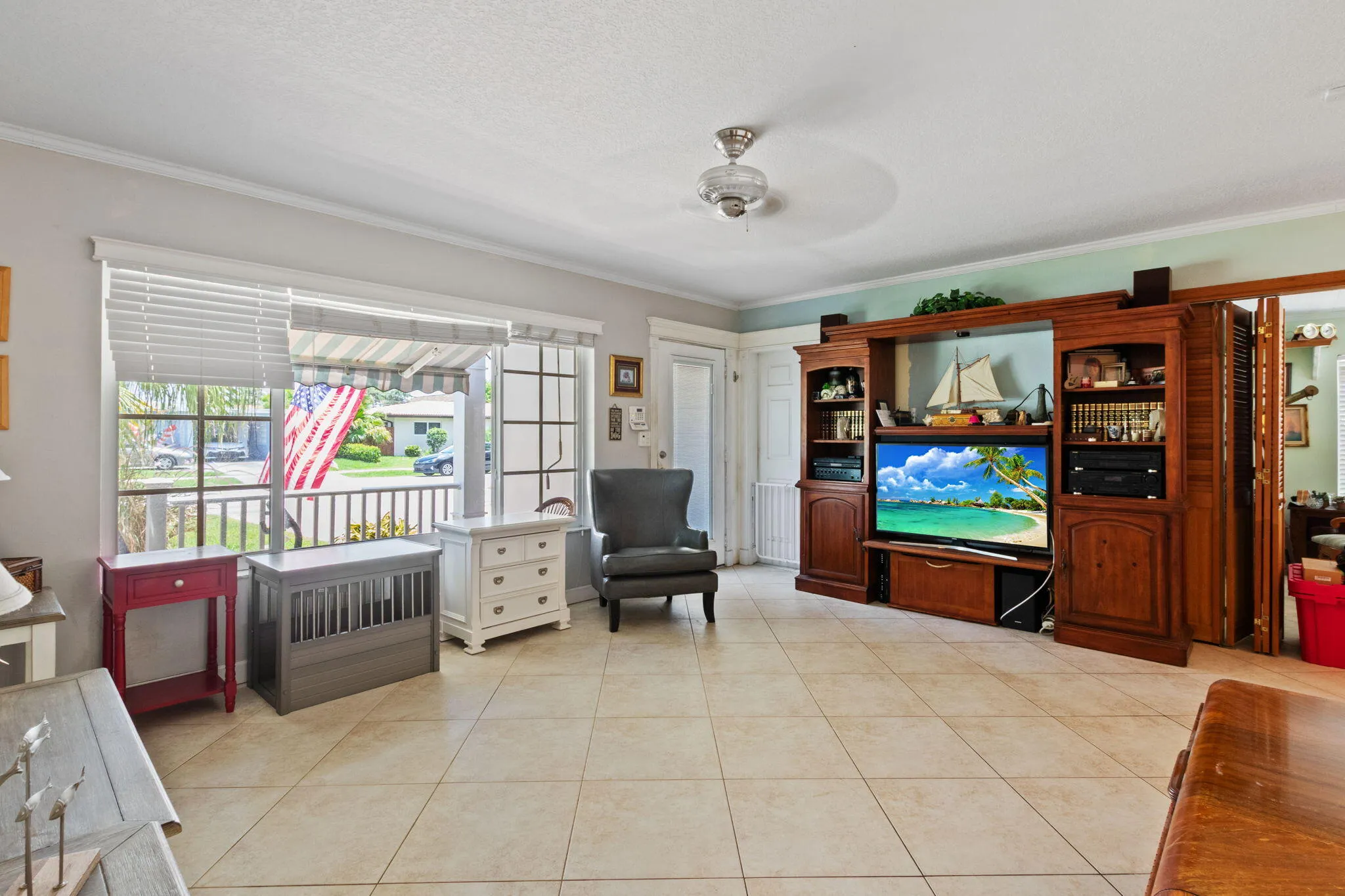 5-web-or-mls-349-sw-14th-ct