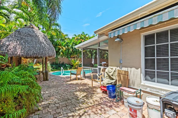 25-web-or-mls-349-sw-14th-ct