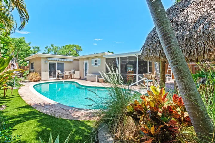 23-web-or-mls-349-sw-14th-ct