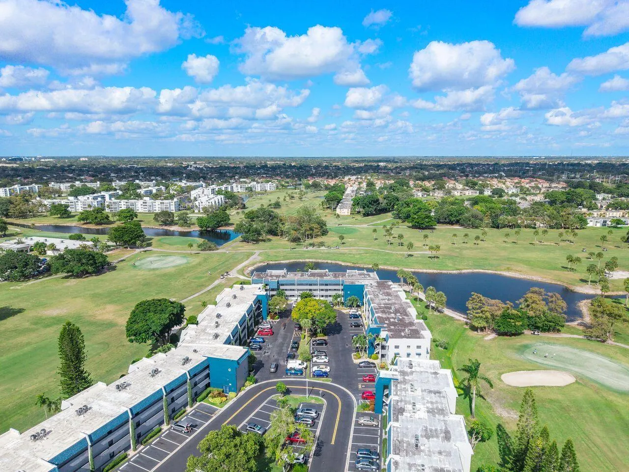 7807_Golf_Cir_Dr_u211_004