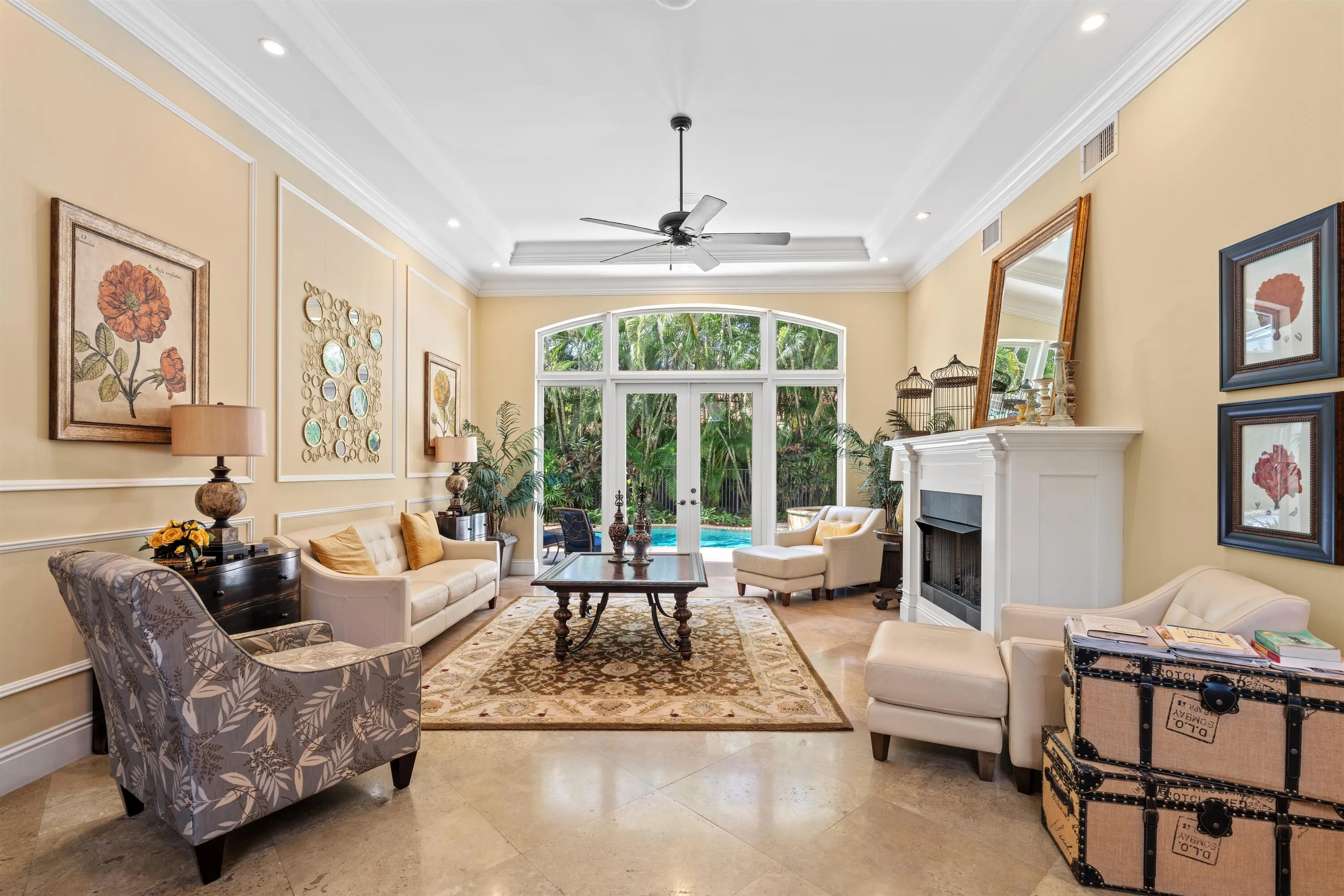 LIVING_ROOM_STRAIGHT