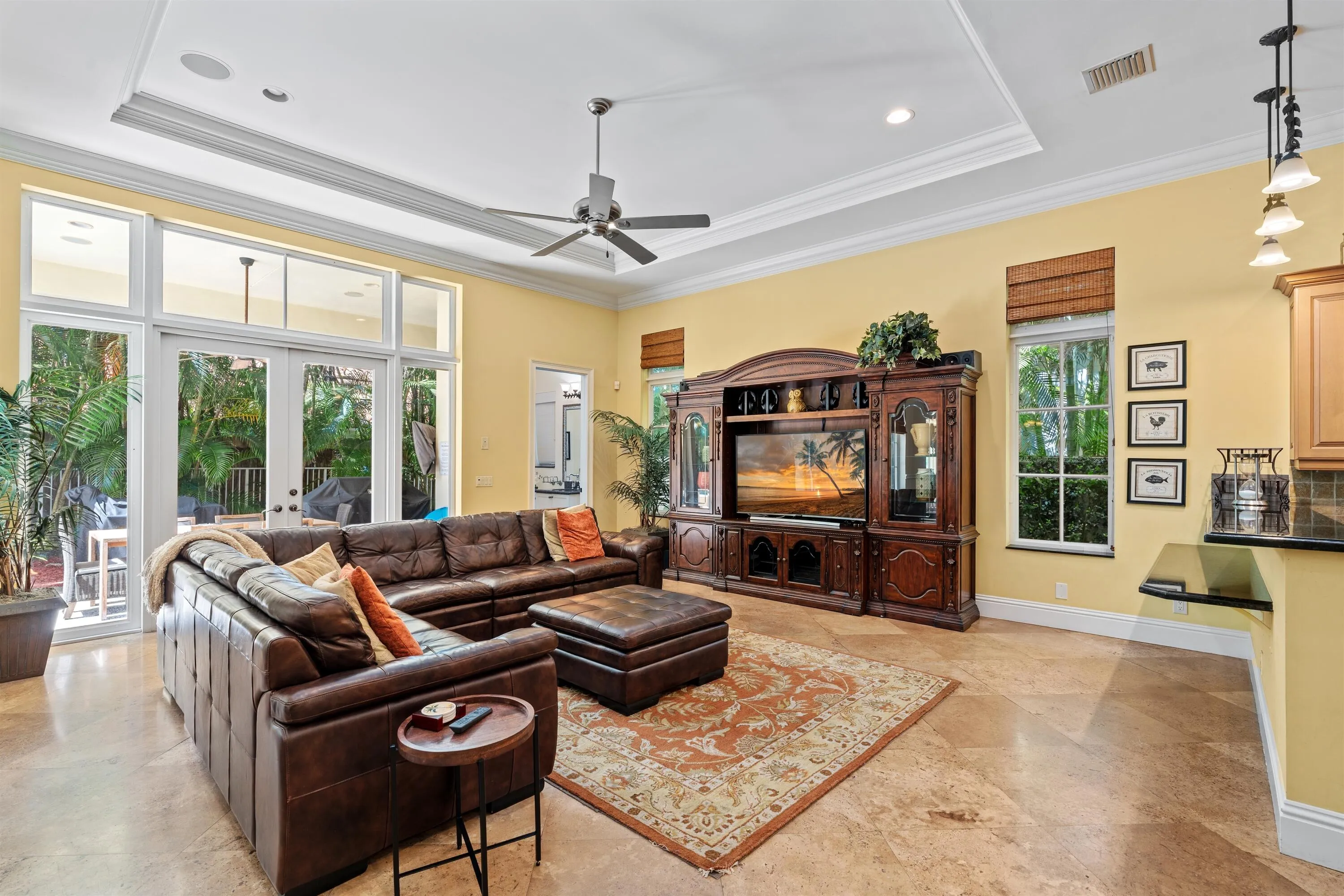 FAMILY_ROOM_ANGLE
