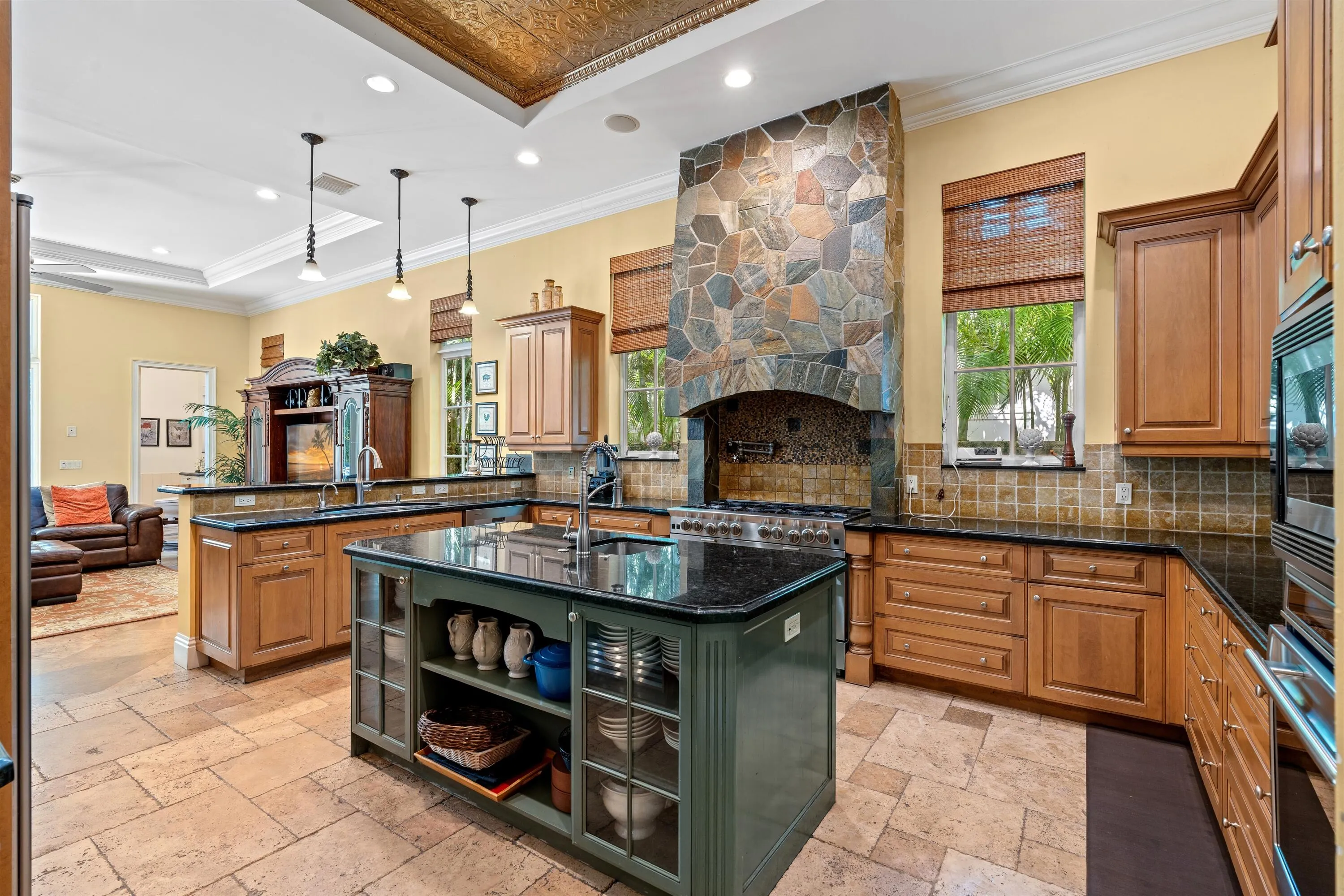 KITCHEN_ANGLE_LEFT