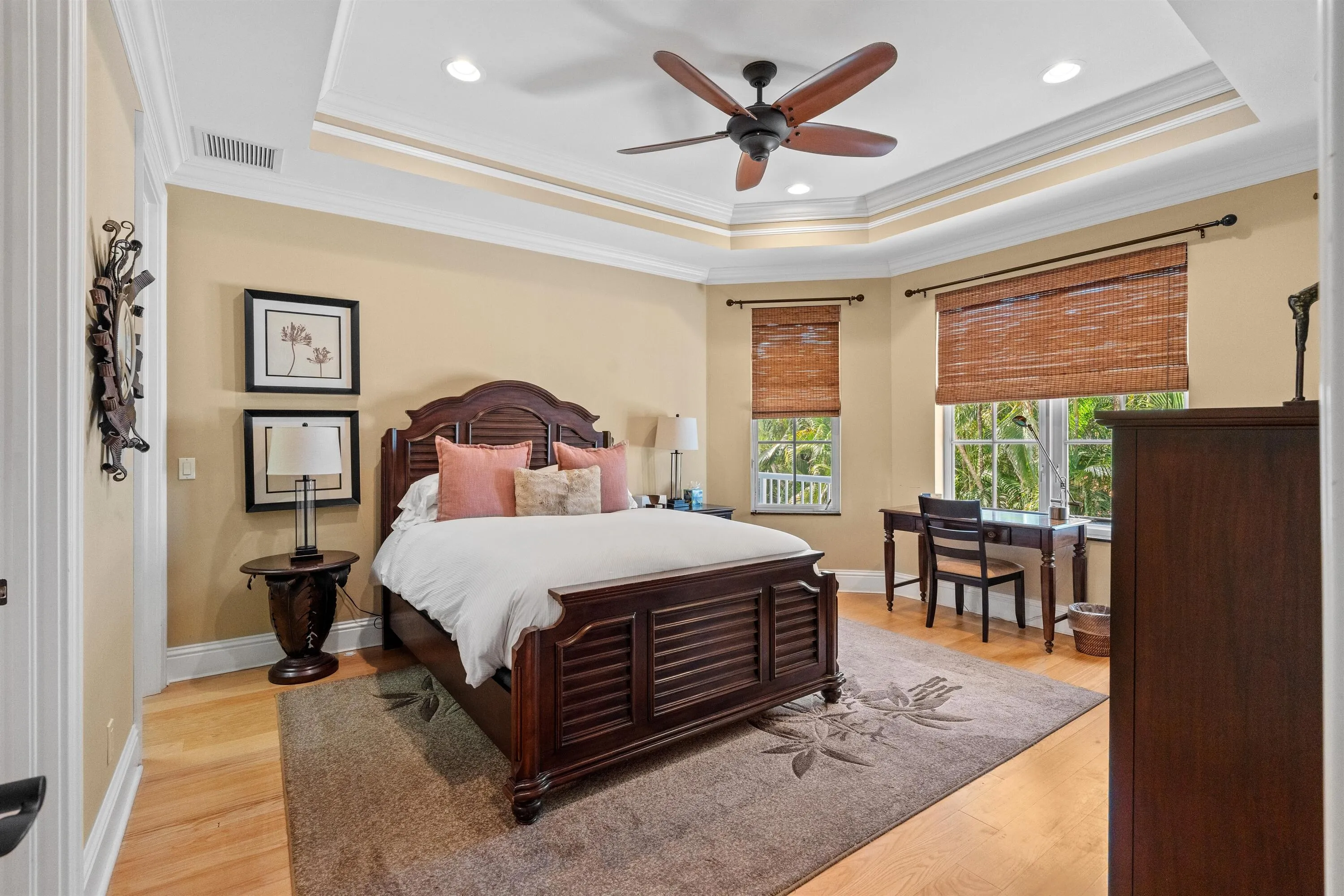 BEDROOM_2