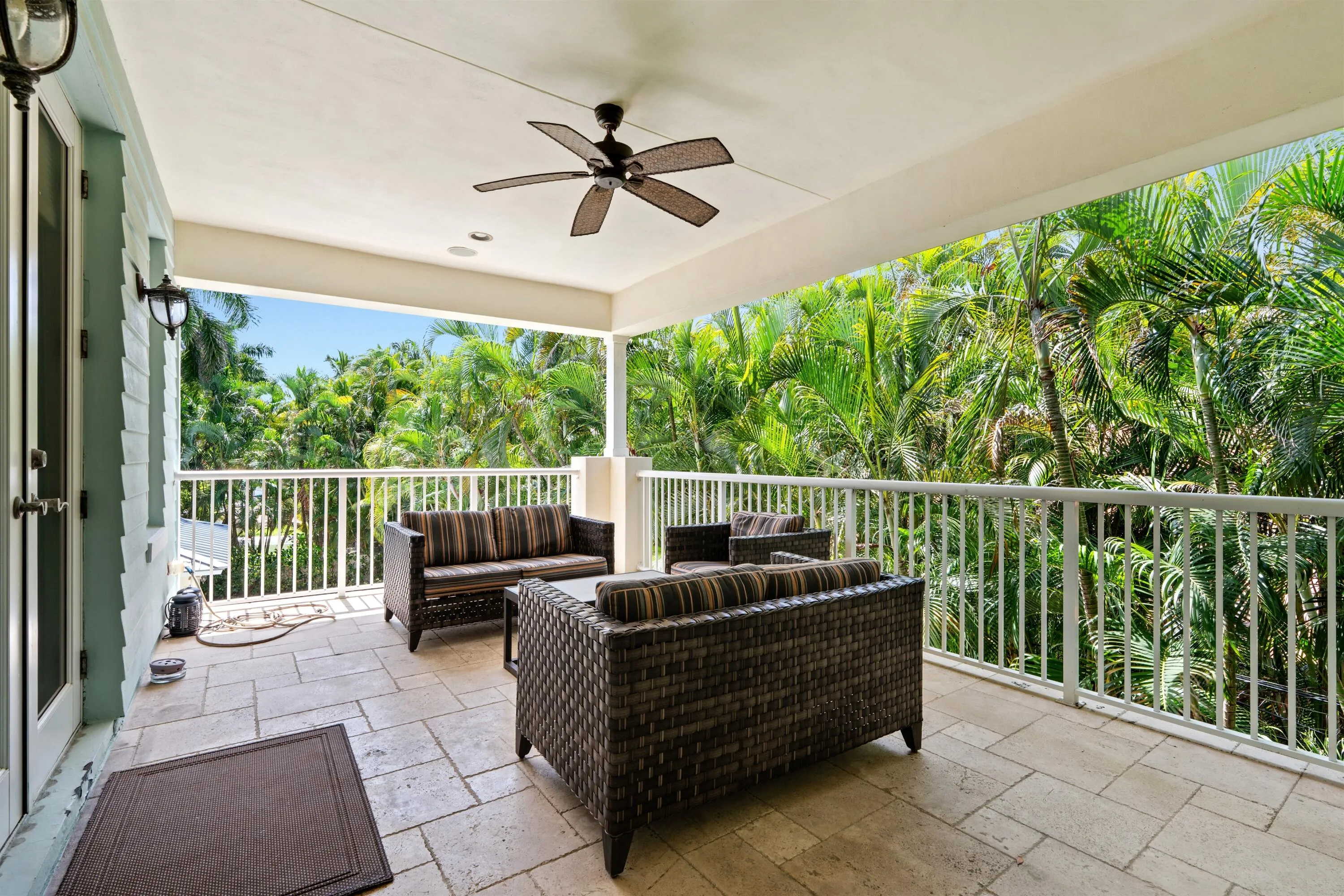 BALCONY_SEATING
