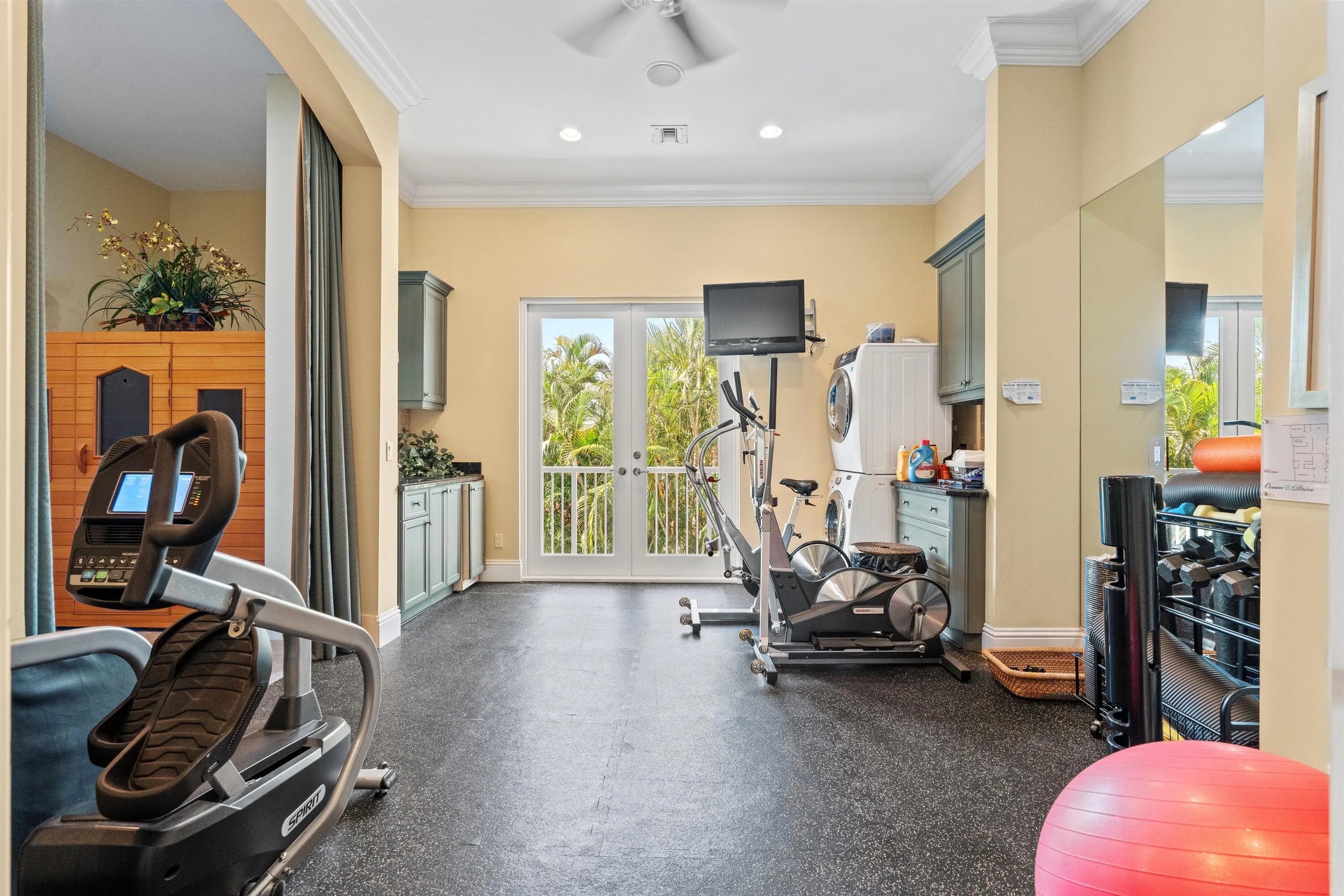 FITNESS_ROOM