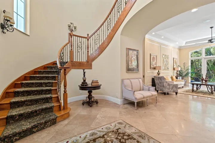 FOYER_ANGLE