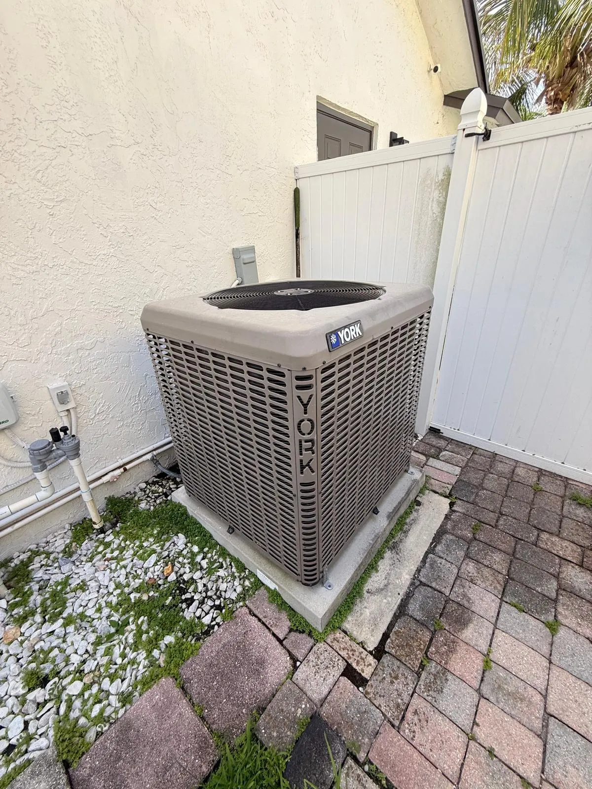 AC Compressor