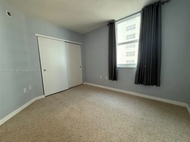 Guest bedroom