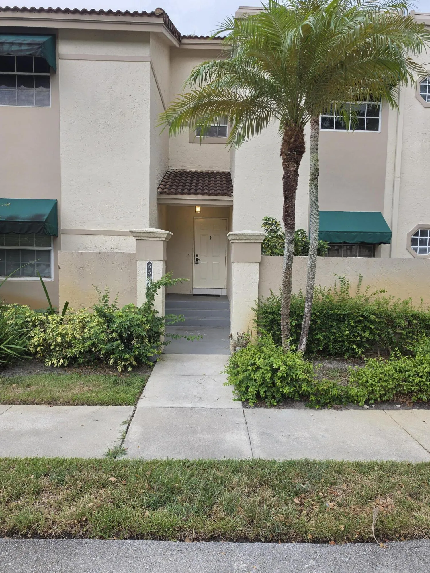 6584 VIA REGINA - EXTERIOR BUILDING PHOT