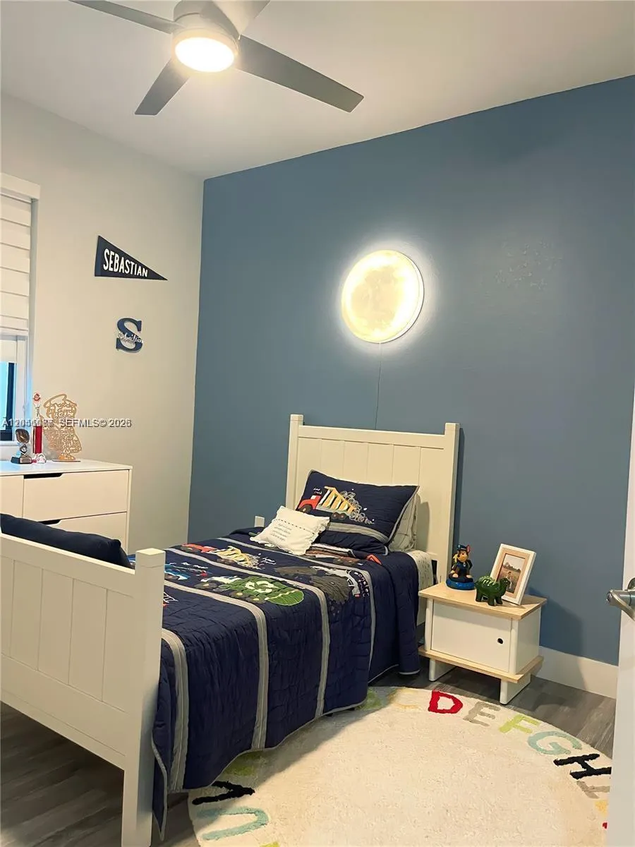 Property photo 24