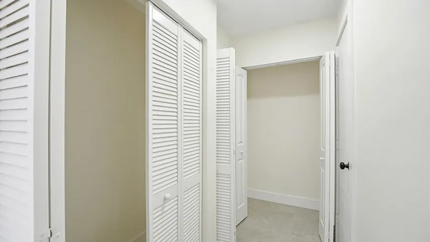 22914407_1_880_495