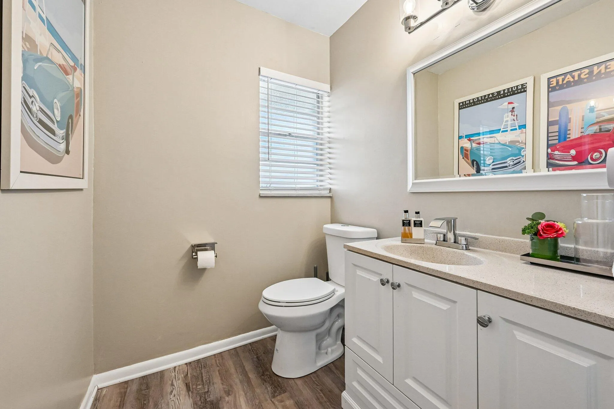 21-web-or-mls-NE 17th Ave 202-S1707-021