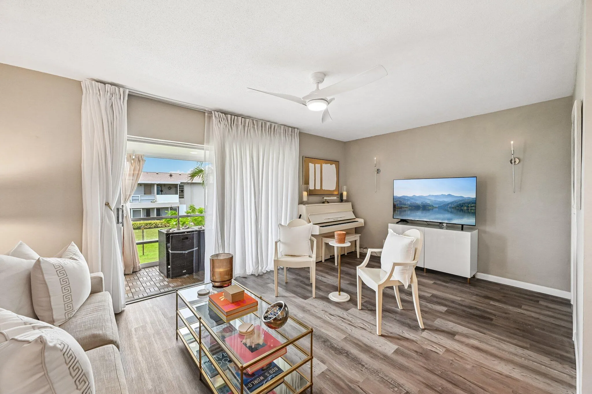 7-web-or-mls-NE 17th Ave 202-S1707-007