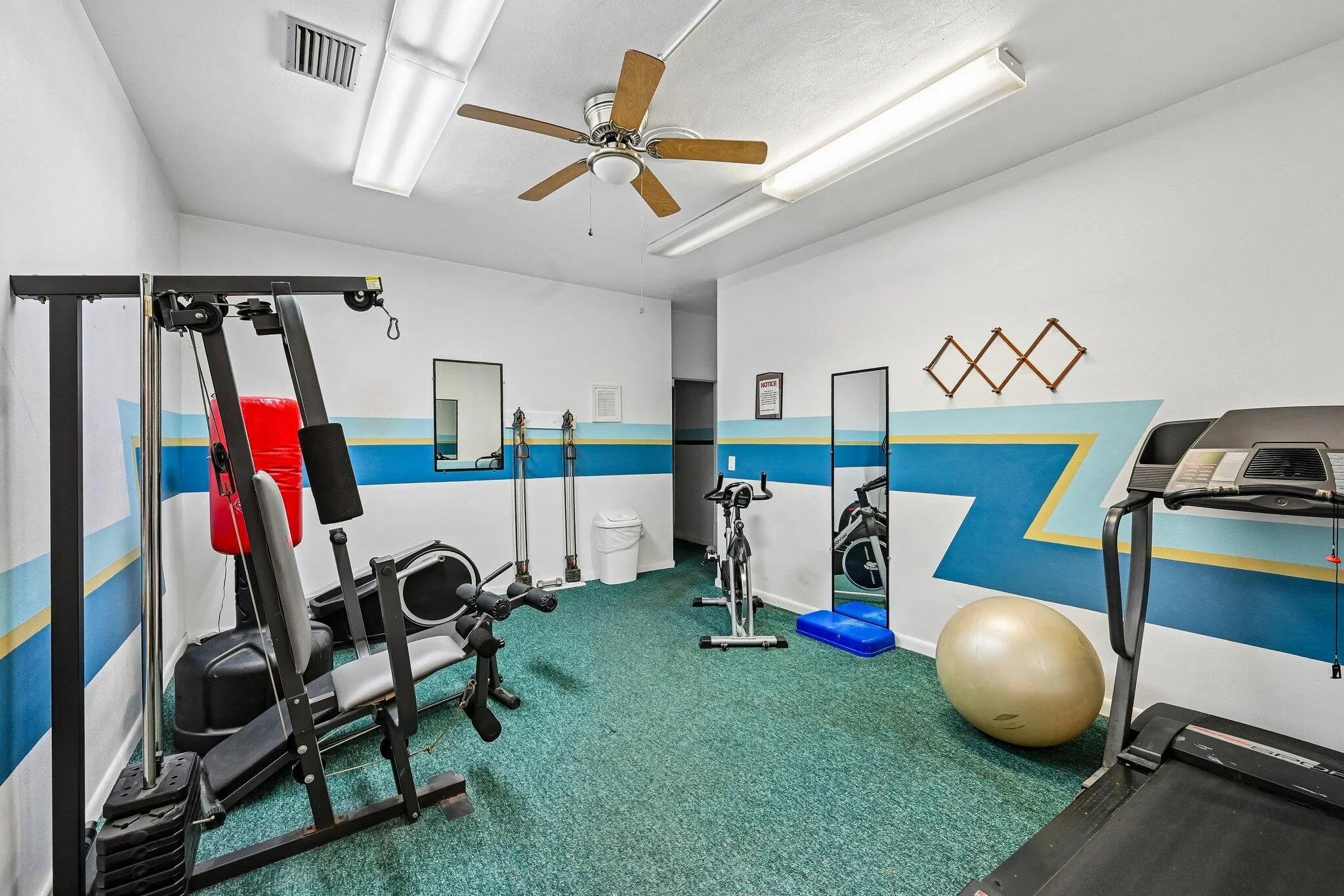 46-web-or-mls-NE 17th Ave 202-1707-906