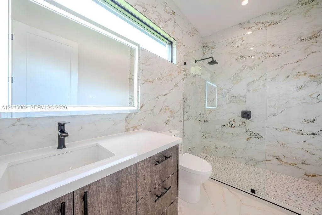 Property photo 94