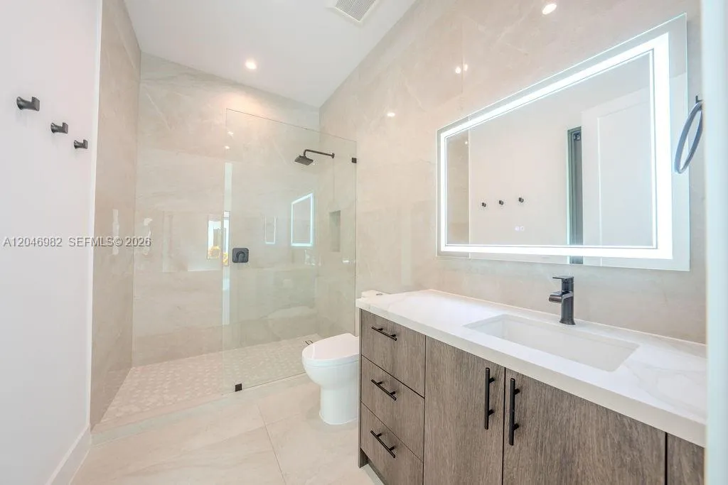 Property photo 83