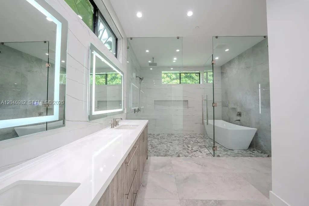 Property photo 68