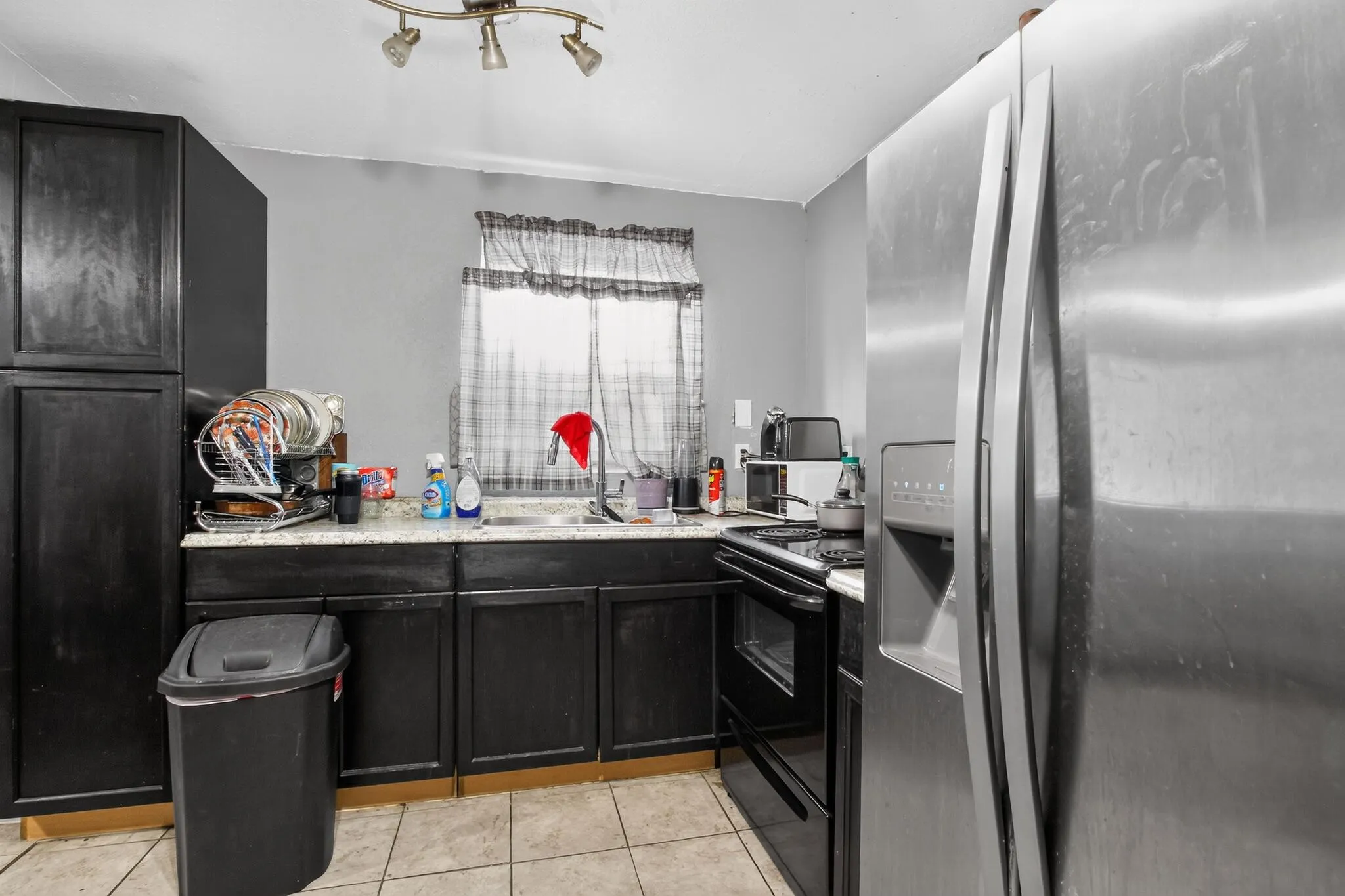 17_608_NW_15th_Ave-Kitchen-1314