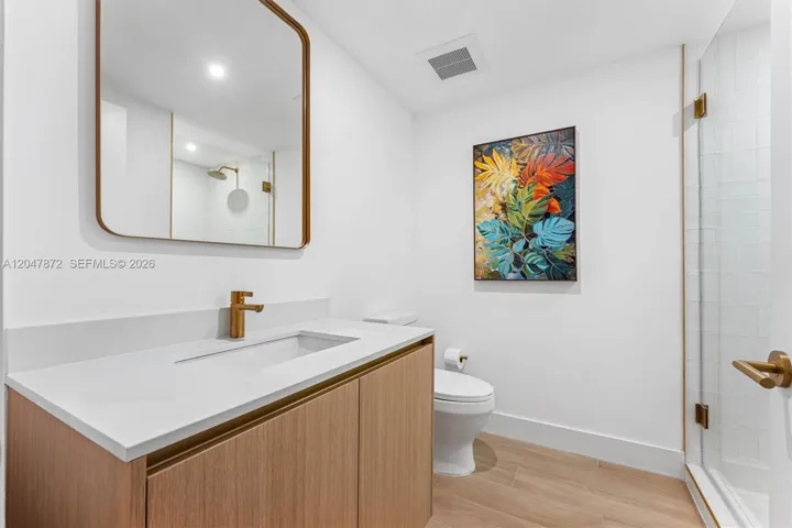 Secondary bathroom