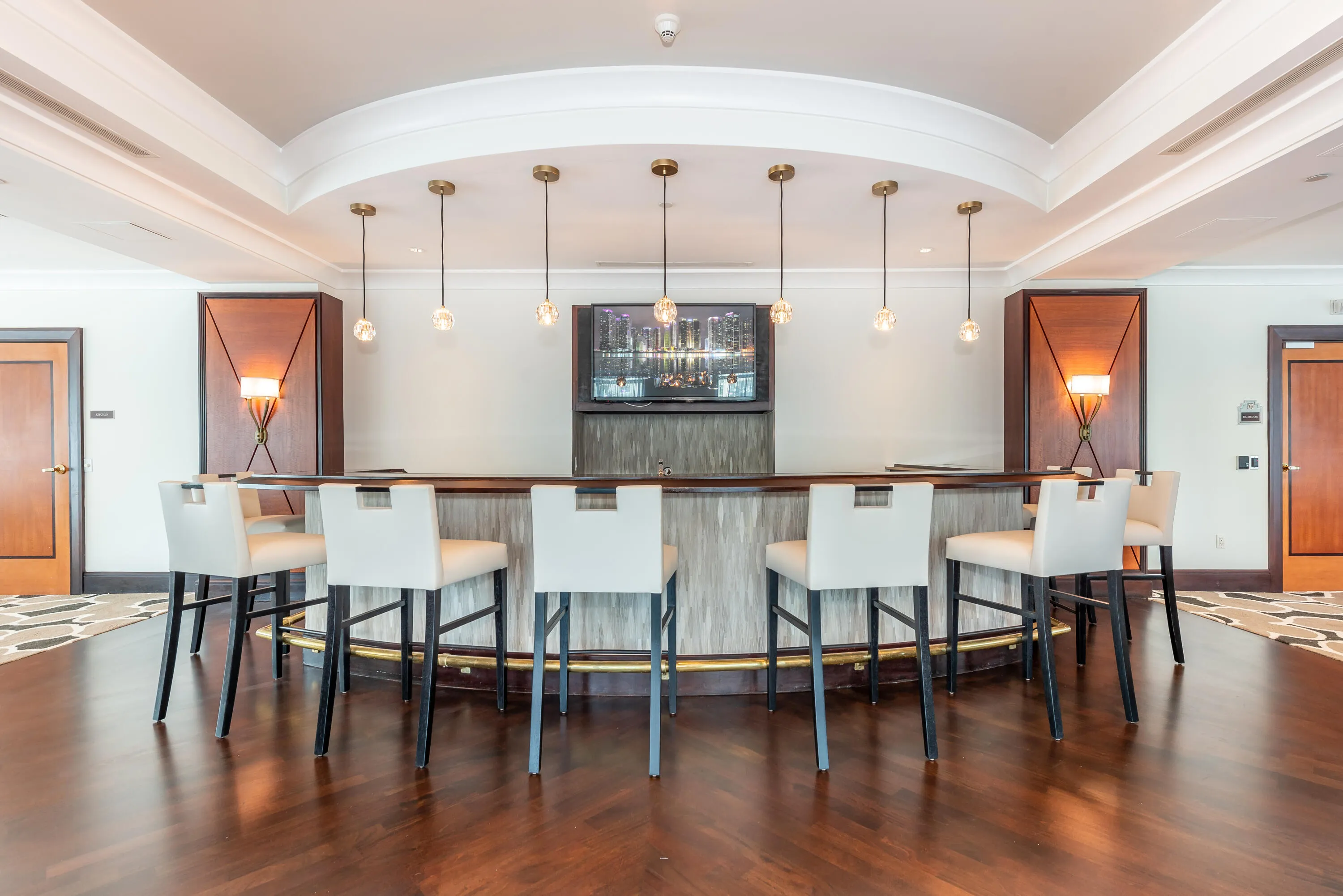 Clubhouse Bar