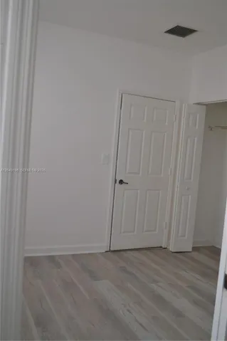 Second bedroom.