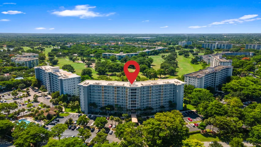 This residence combines spacious living, beautiful golf course views, and a resort-inspired lifestyle in one of Pompano Beach's most established and desirable communities.