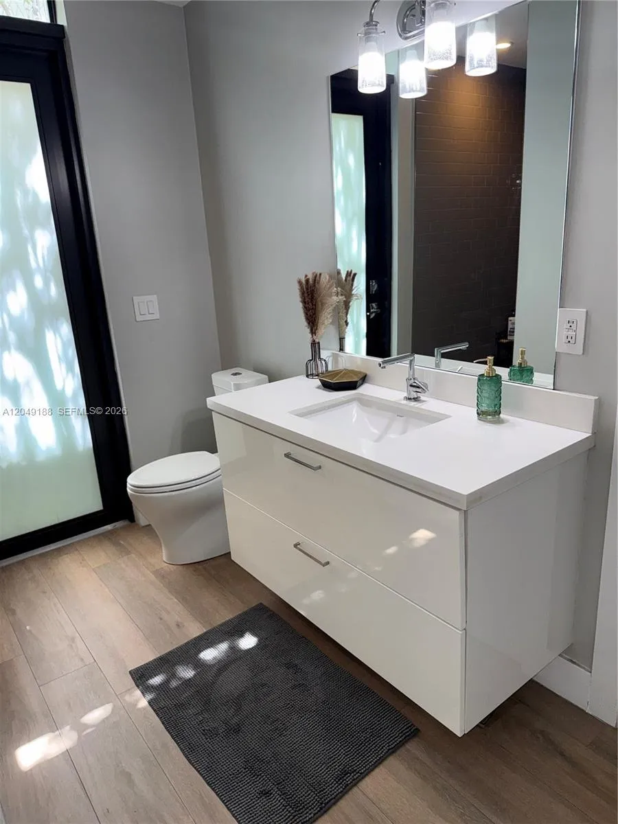 Property photo 44
