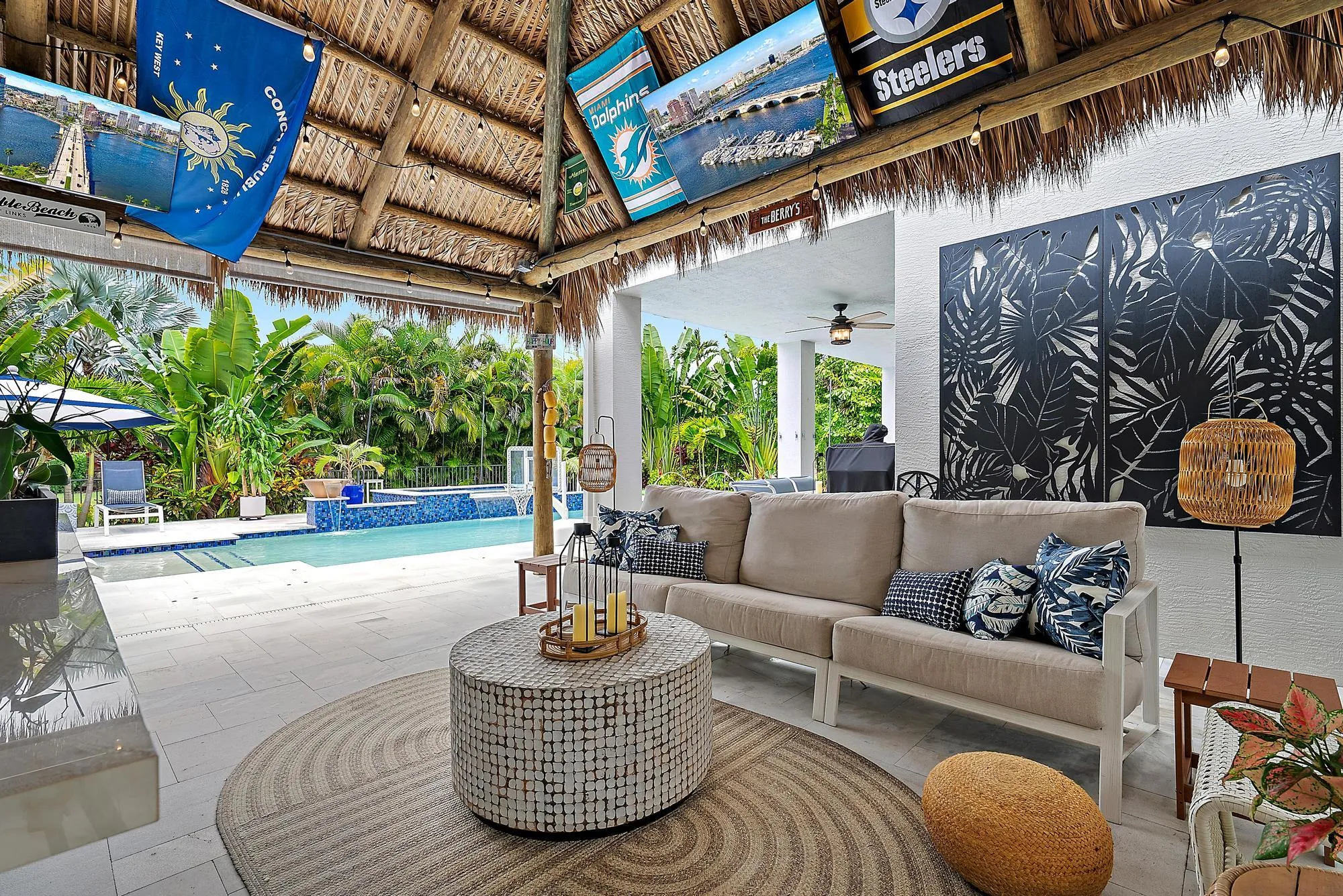 Tiki Hut