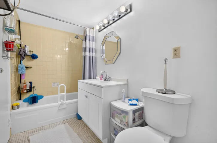 2600 NW 49th Avenue 410