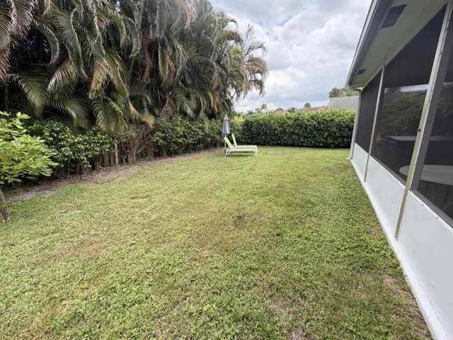 17 - Backyard Side (P46)